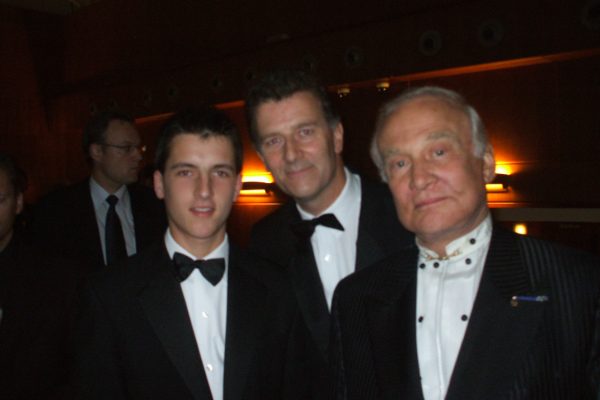 AT 006 Apollo 11 Buzz Aldrin, the 2nd man to walk on The Moon, with Richard and elder son Charles, London, 2007